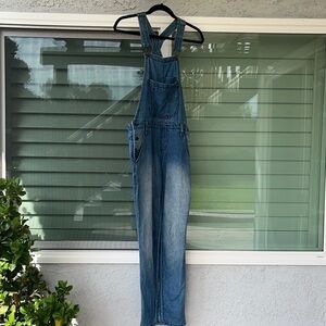 Kardashian Kollection Denim Bib Overalls Size 4 Light Wash Distress Modest